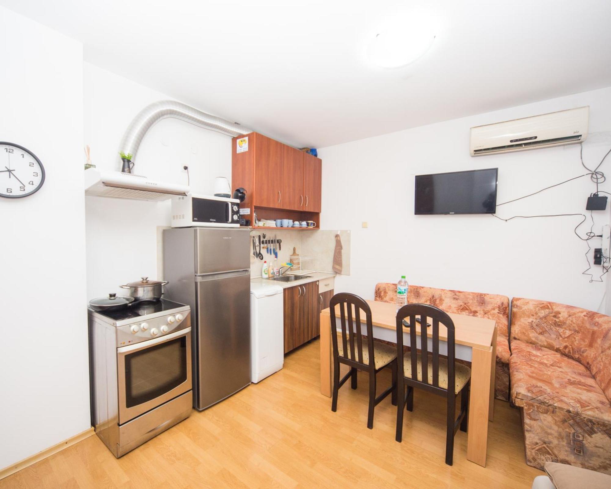 Super Center - Apartment On "Kiril & Metodi" Square Burgas City Exterior foto